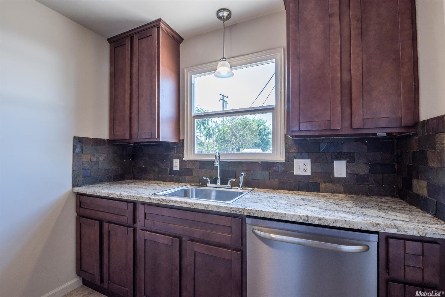 2230 Lambert St, Modesto, CA 95354 photo 13