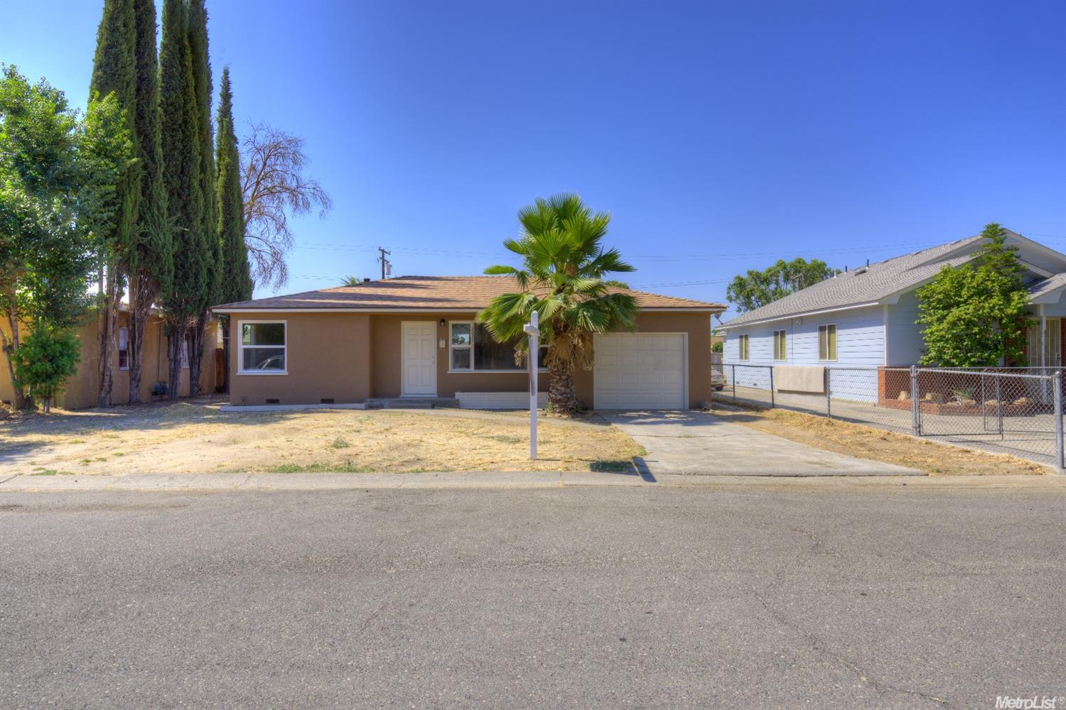 2230 Lambert St, Modesto, CA 95354 photo 2