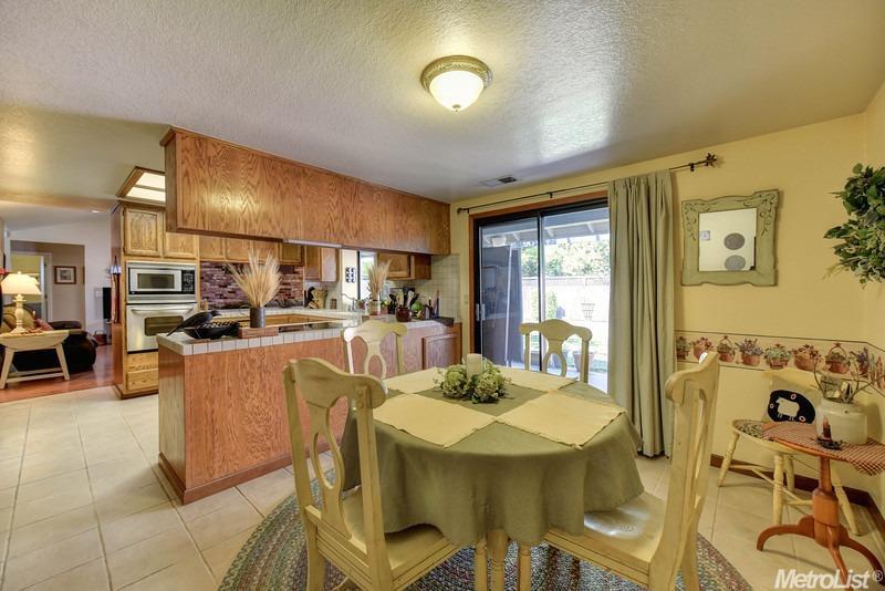 5228 Lequel Way, Carmichael, CA 95608 photo 11