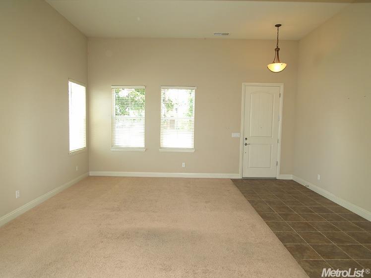 3017 Lancaster Way, Modesto, CA 95355 photo 4