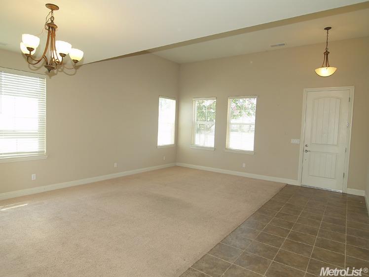 3017 Lancaster Way, Modesto, CA 95355 photo 3