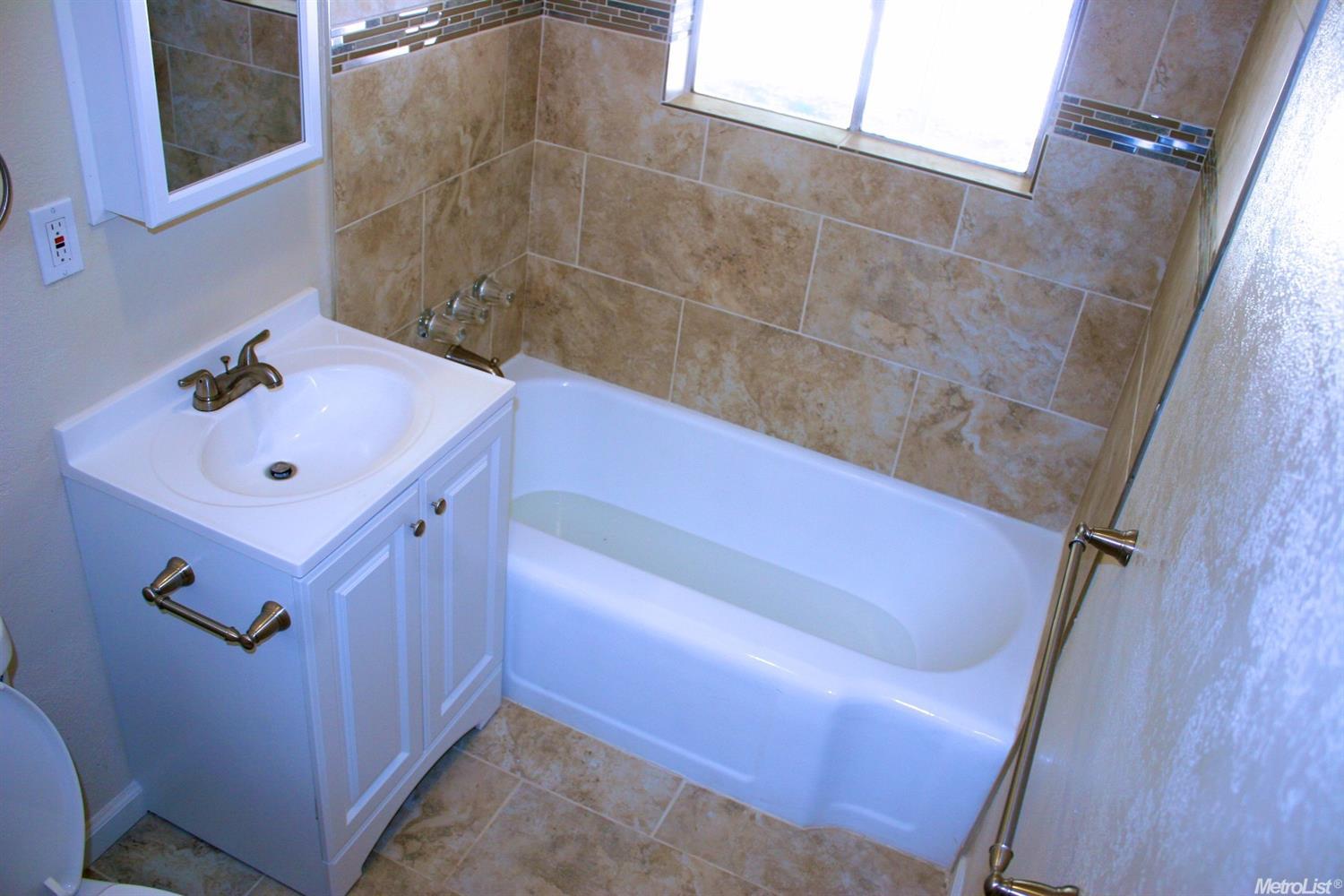 209 Renee Dr, Modesto, CA 95354 photo 9