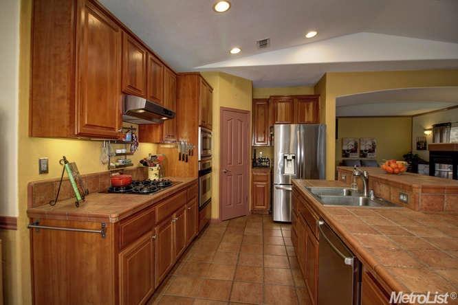 2205 Bearden St, Davis, CA 95618 photo 12