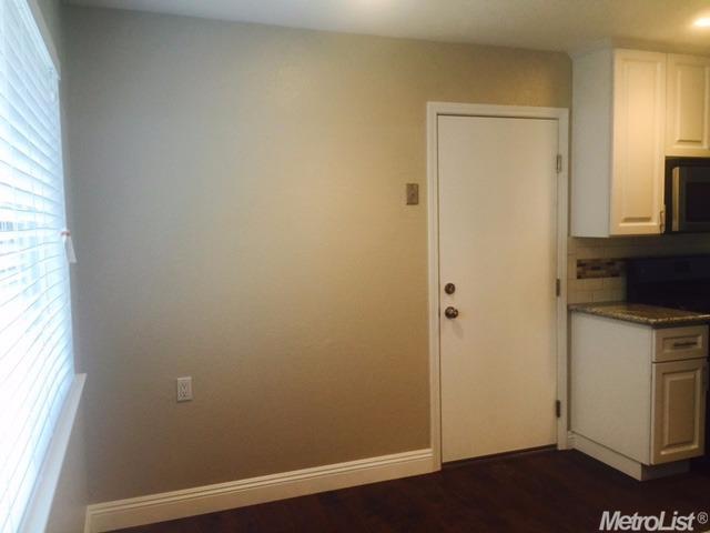 5932 Coyle Ave, Carmichael, CA 95608 photo 4
