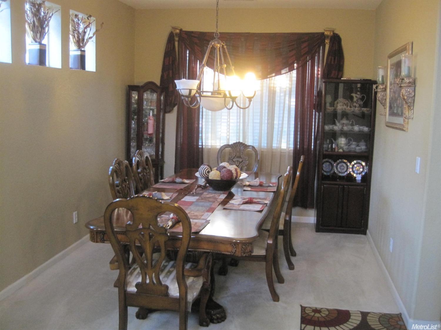 567 Barcelona Dr, Tracy, CA 95377 photo 4