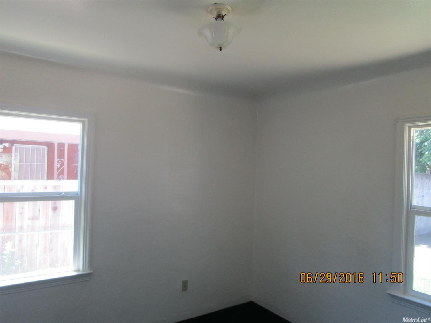 1401 Picardy Dr, Modesto, CA 95351 photo 3
