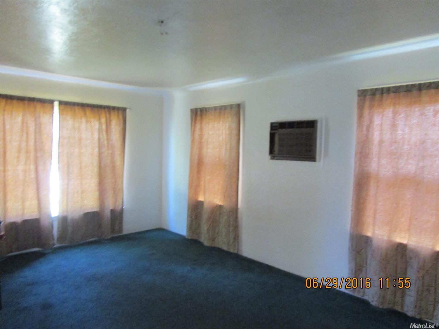 1401 Picardy Dr, Modesto, CA 95351 photo 5