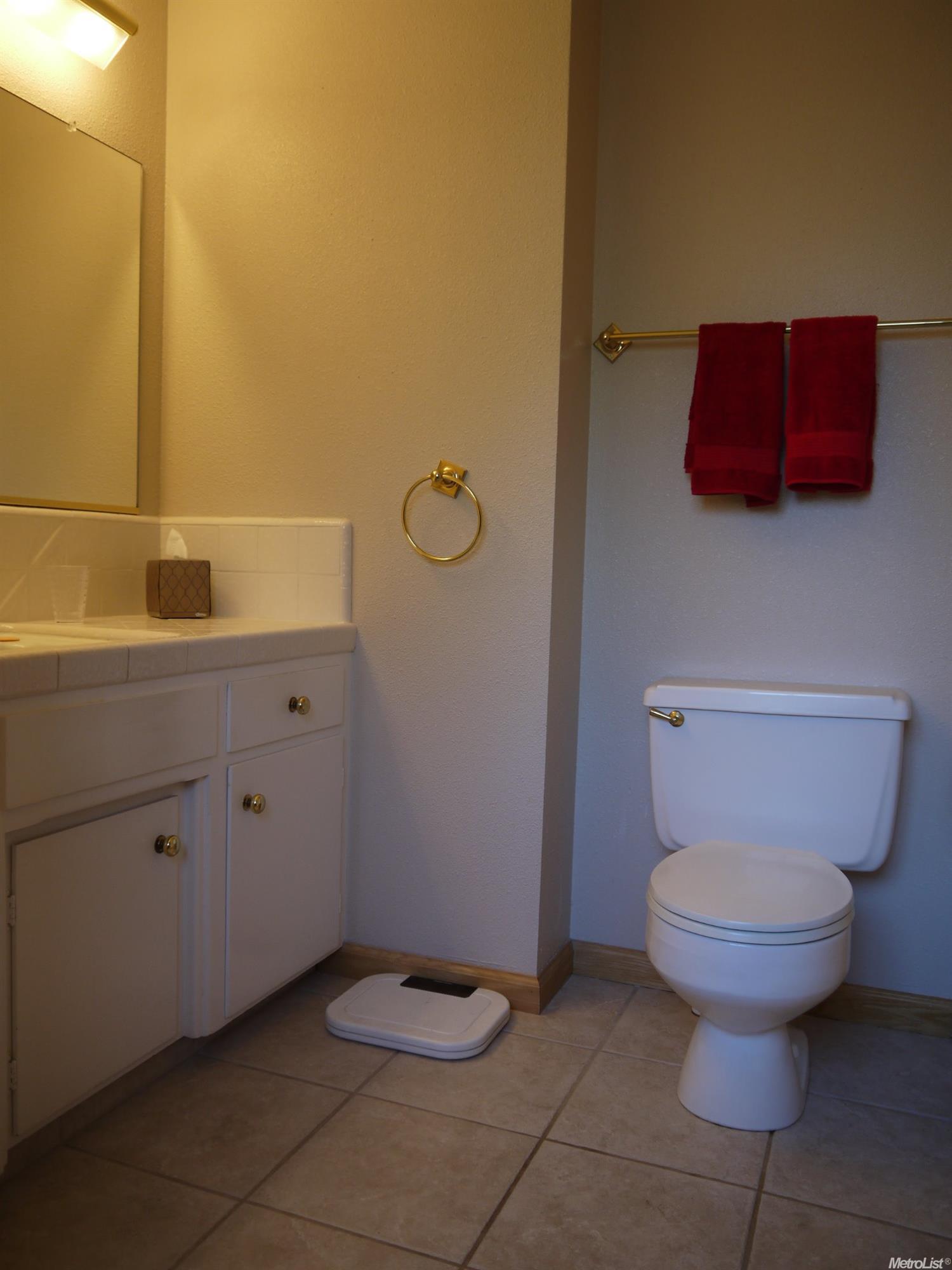2405 Pridmore Ave, Modesto, CA 95355 photo 9