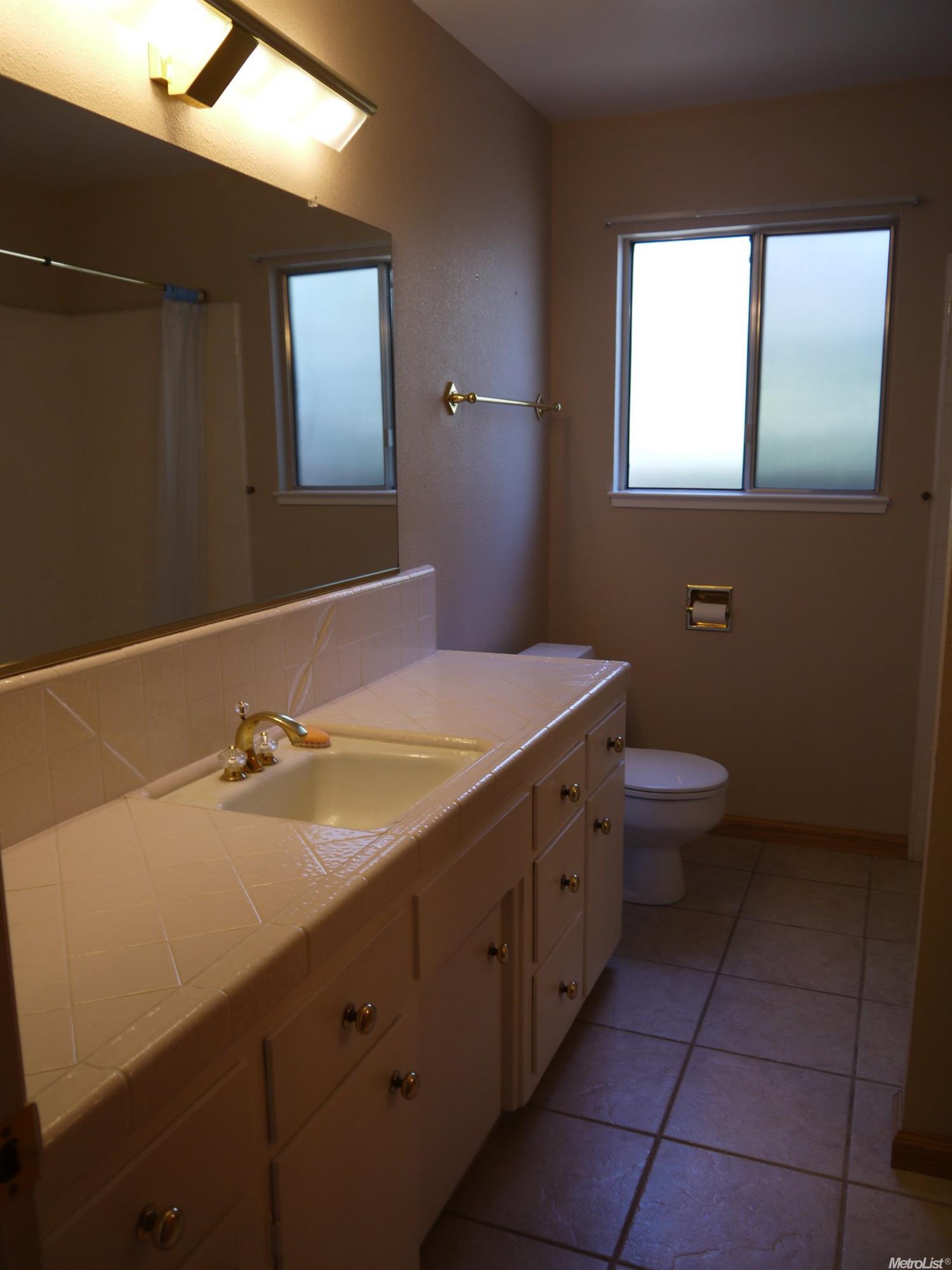 2405 Pridmore Ave, Modesto, CA 95355 photo 13