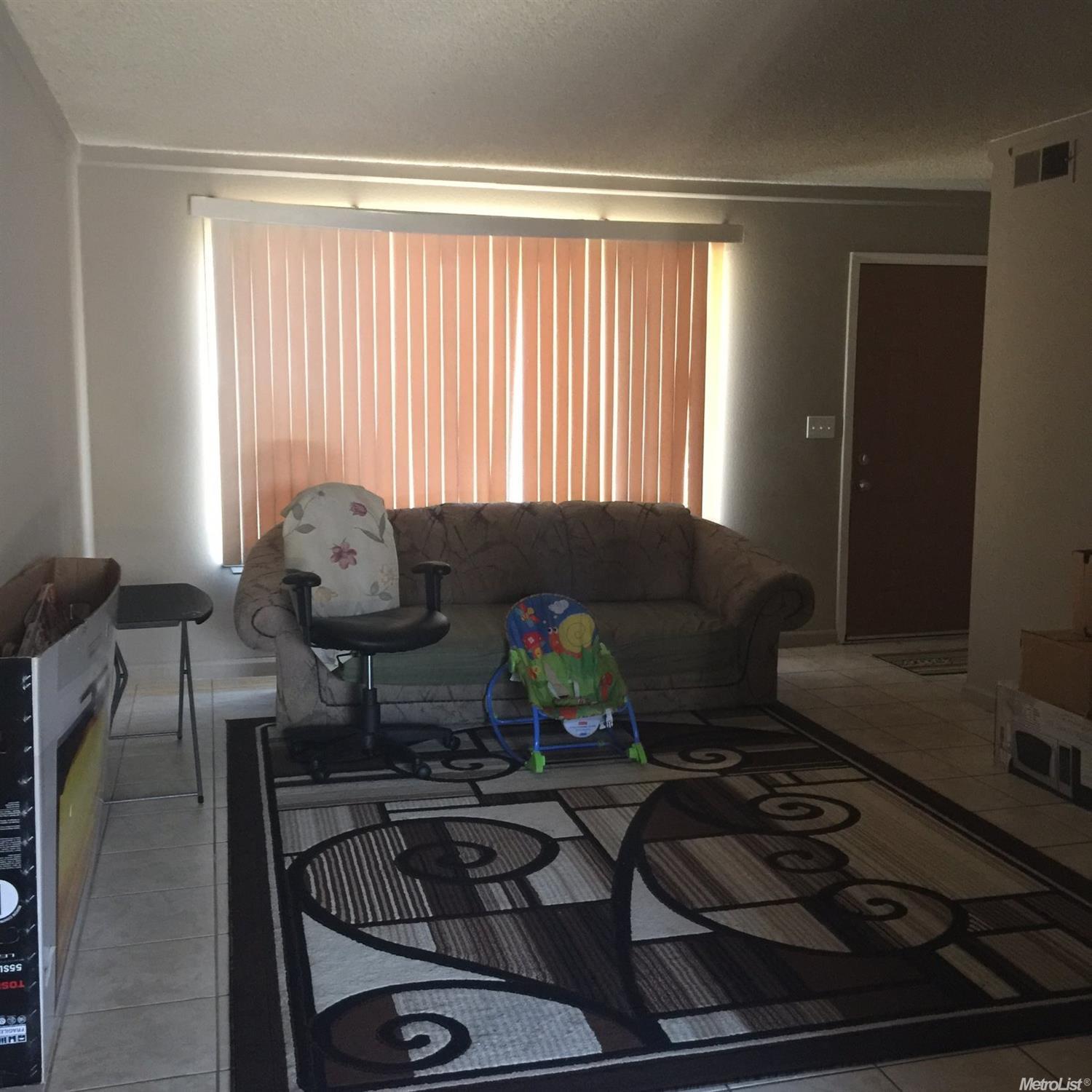 325 N Riverside Dr, Modesto, CA 95354 photo 5