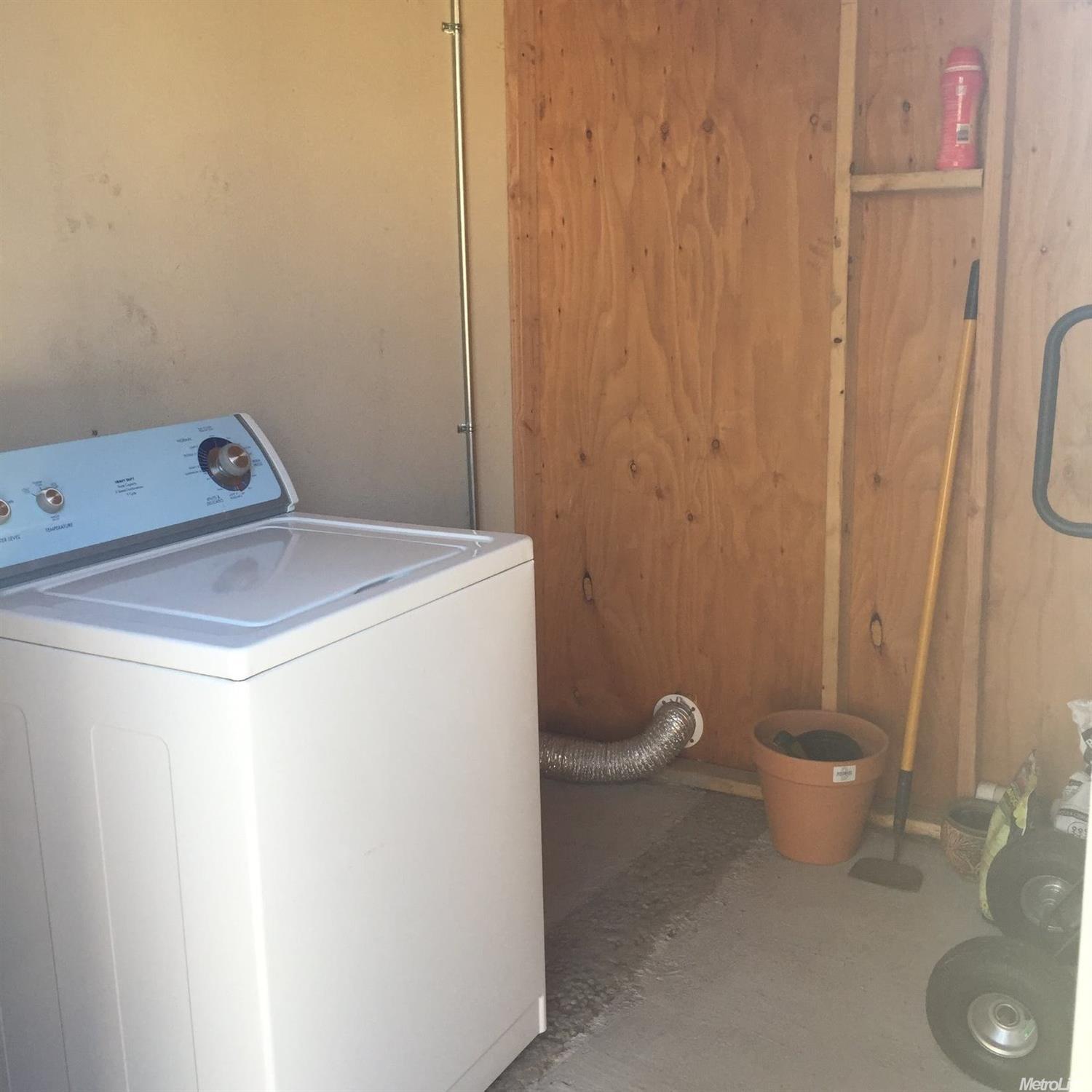 325 N Riverside Dr, Modesto, CA 95354 photo 7
