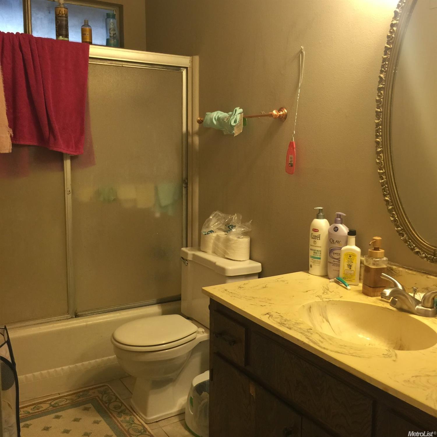 325 N Riverside Dr, Modesto, CA 95354 photo 10
