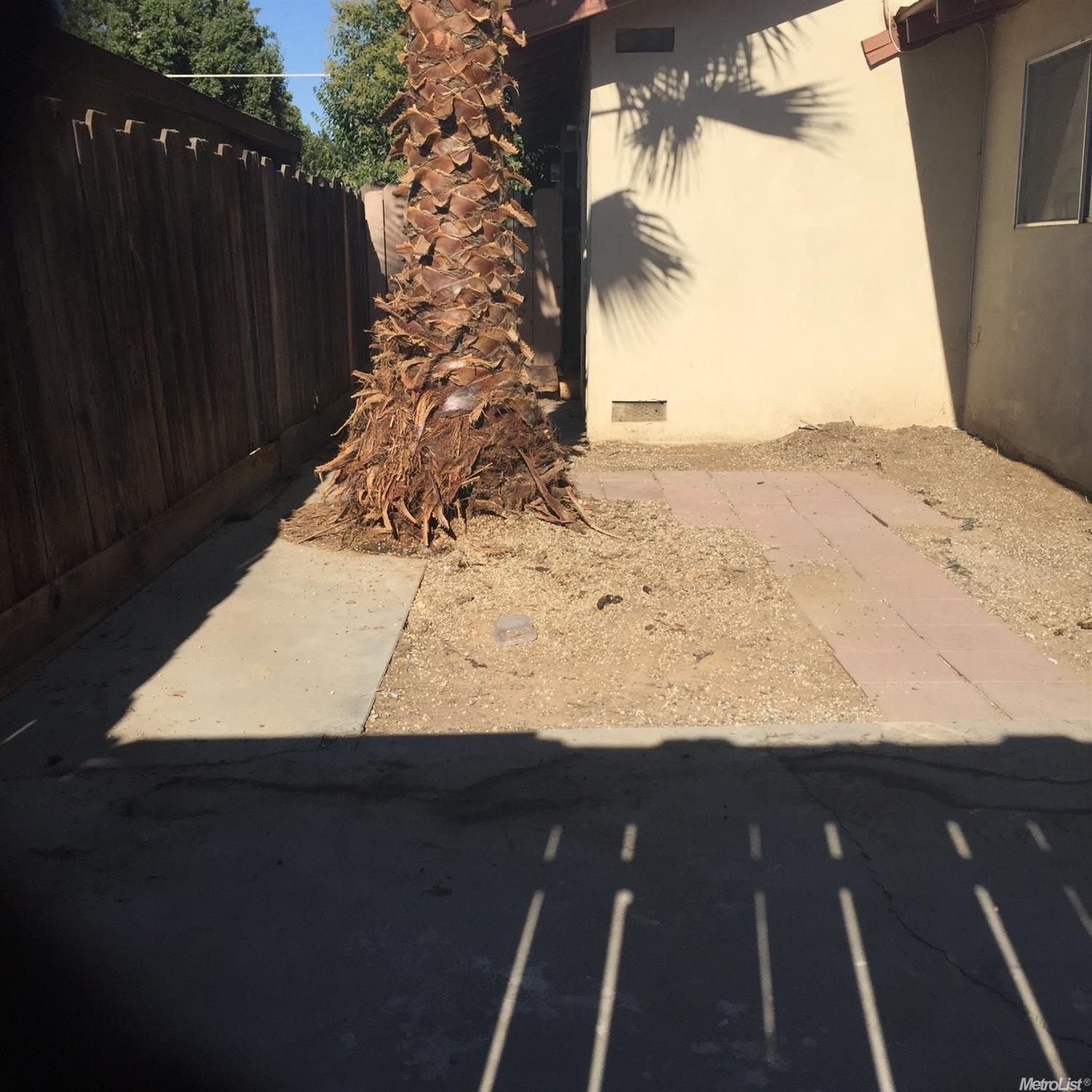 325 N Riverside Dr, Modesto, CA 95354 photo 12
