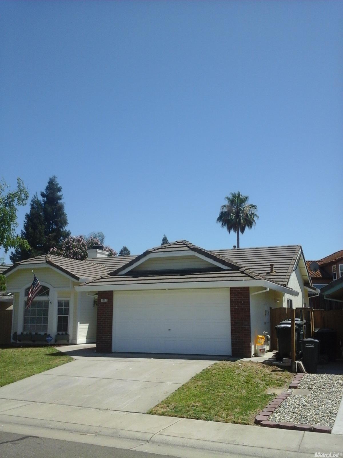 3232 Pepperridge Dr, Antelope, CA 95843 photo 2
