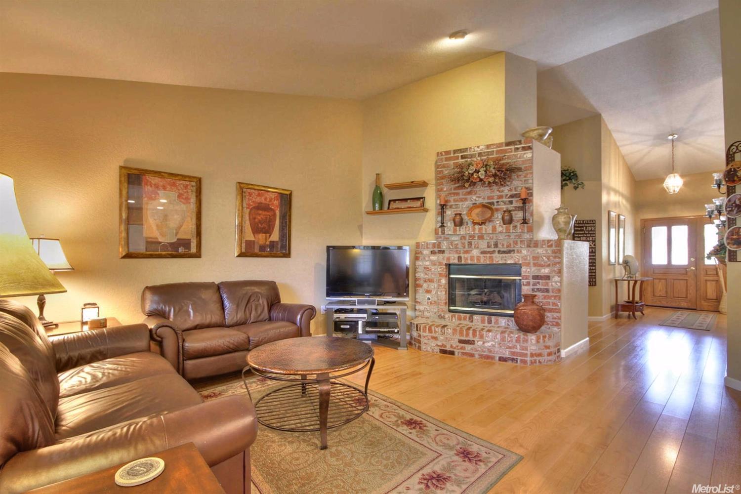 8148 Chimango Ct, Antelope, CA 95843 photo 6