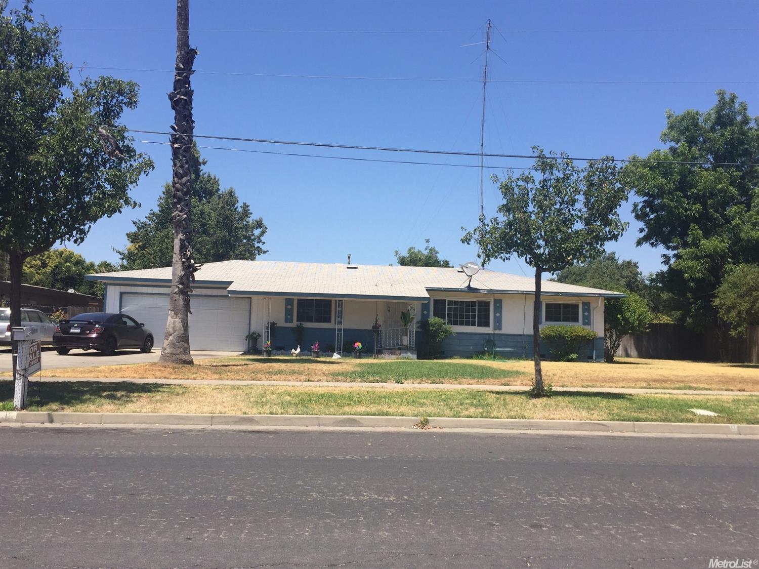 705 Q St, Merced, CA 95341 photo 1