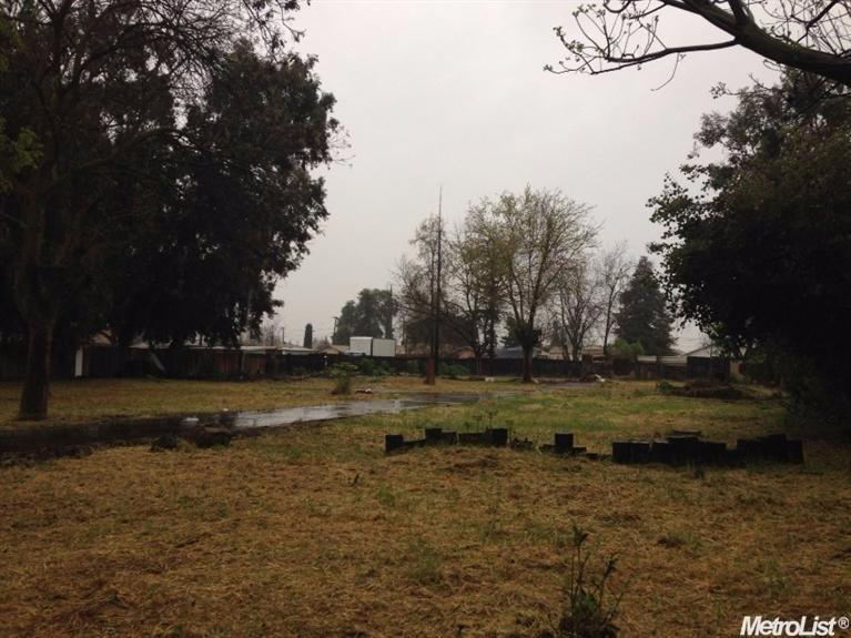 510 E Hatch Rd, Modesto, CA 95351 photo 2