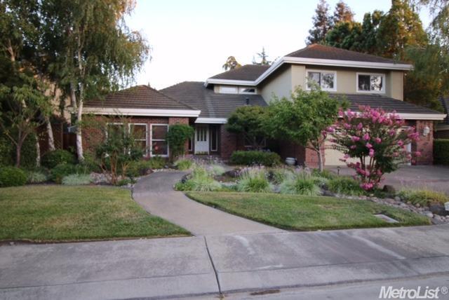 2336 Grenoble Dr, Lodi, CA 95242 photo 1