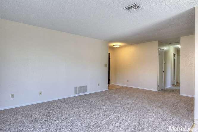 1651 Hurley Ct, Tracy, CA 95376 photo 3