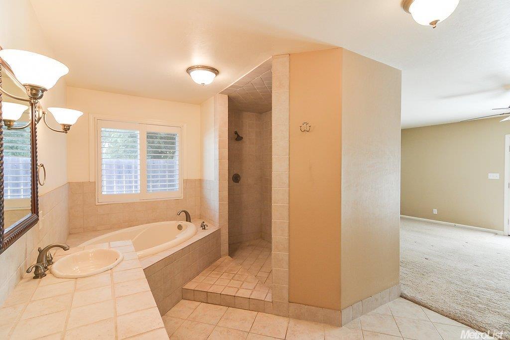 706 S Acacia, Ripon, CA 95366 photo 17