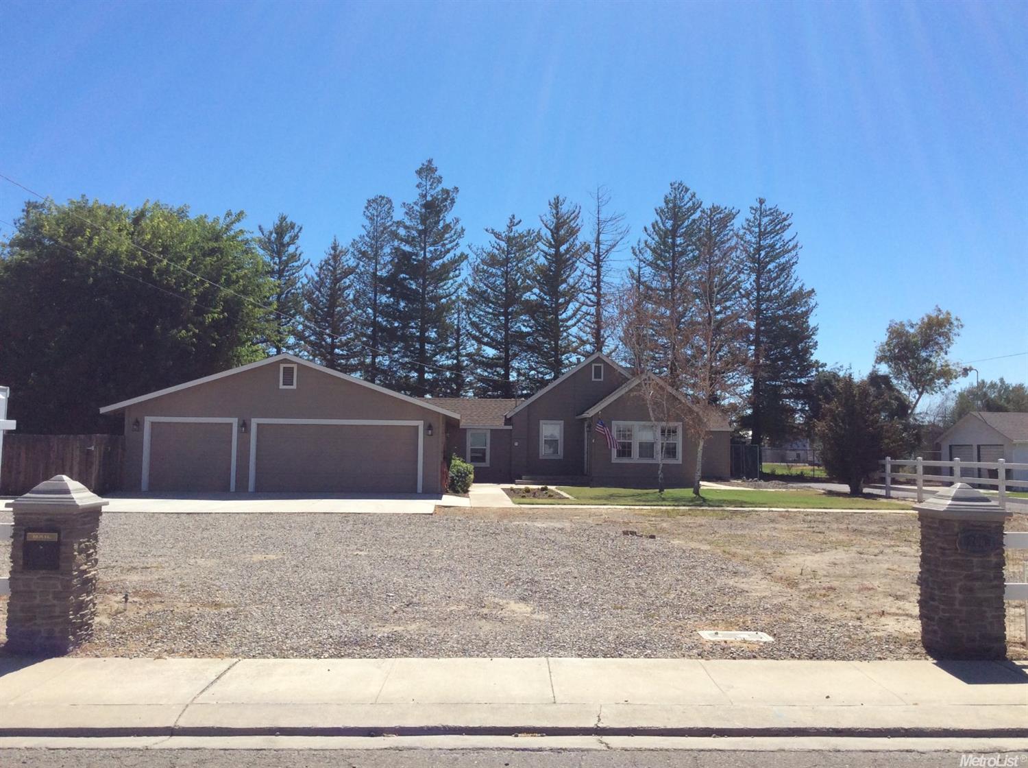 706 S Acacia, Ripon, CA 95366 photo 1