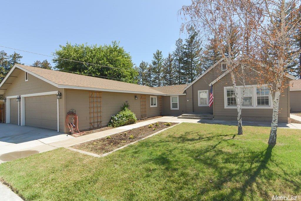 706 S Acacia, Ripon, CA 95366 photo 3