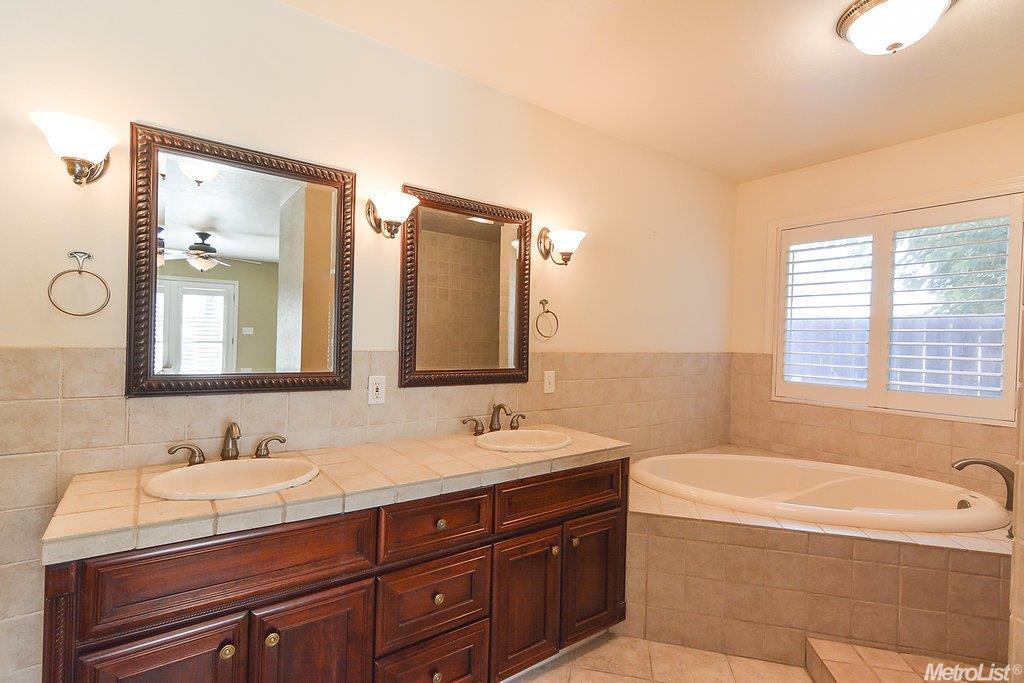 706 S Acacia, Ripon, CA 95366 photo 16
