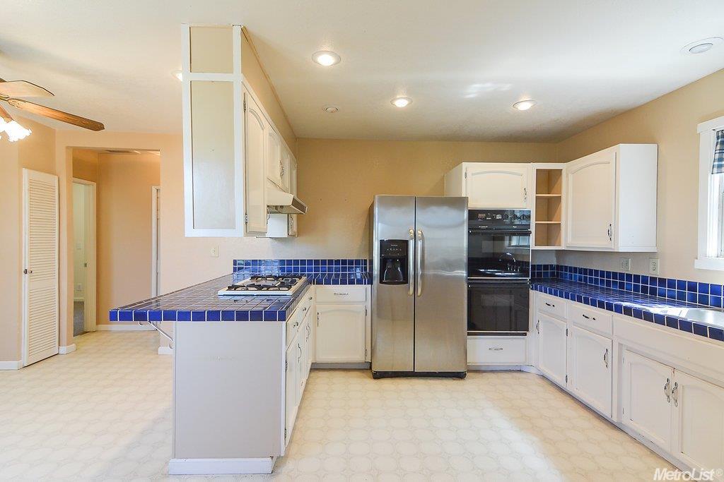 706 S Acacia, Ripon, CA 95366 photo 9