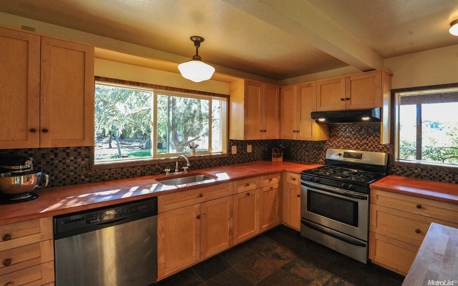 19357 Rocky Rd, Sonora, CA 95370 photo 4