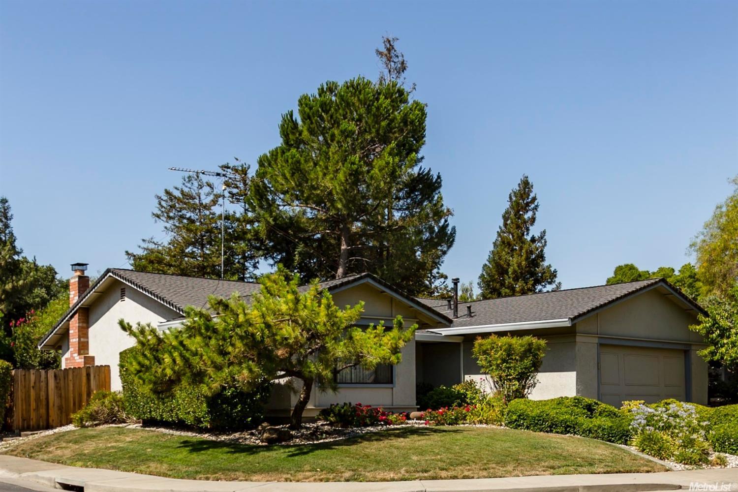 3206 Chesapeake Bay Ave, Davis, CA 95616 photo 1