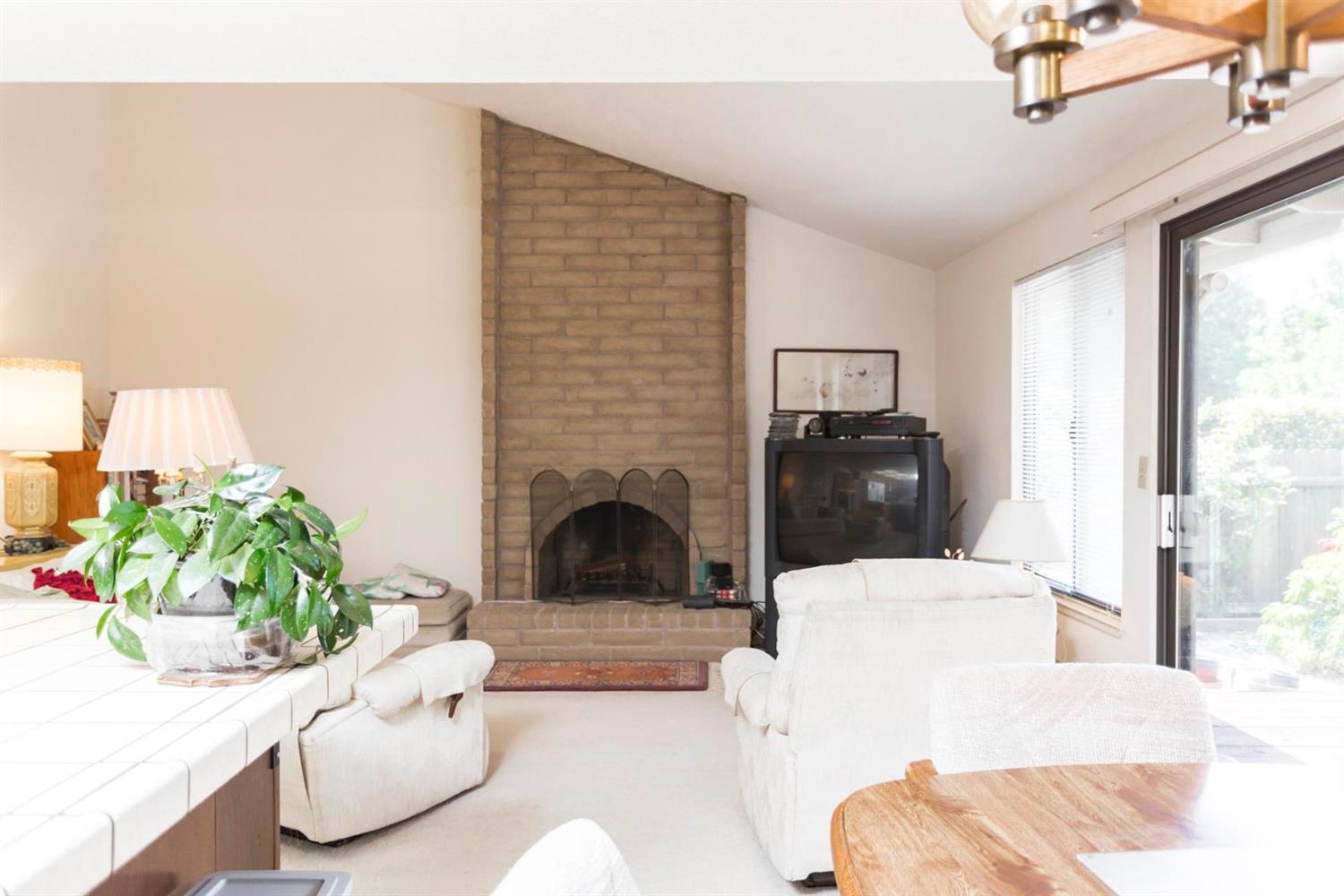 3206 Chesapeake Bay Ave, Davis, CA 95616 photo 9
