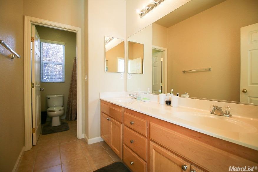 942 Courtyards Loop, Lincoln, CA 95648 photo 21