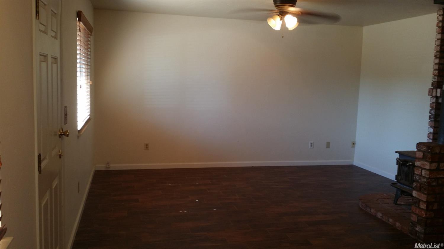 636 Carson Ave, Modesto, CA 95357 photo 4