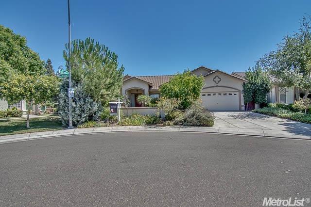 2704 Vestrella Dr, Modesto, CA 95356 photo 3