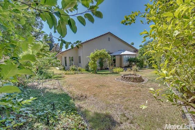 2704 Vestrella Dr, Modesto, CA 95356 photo 24