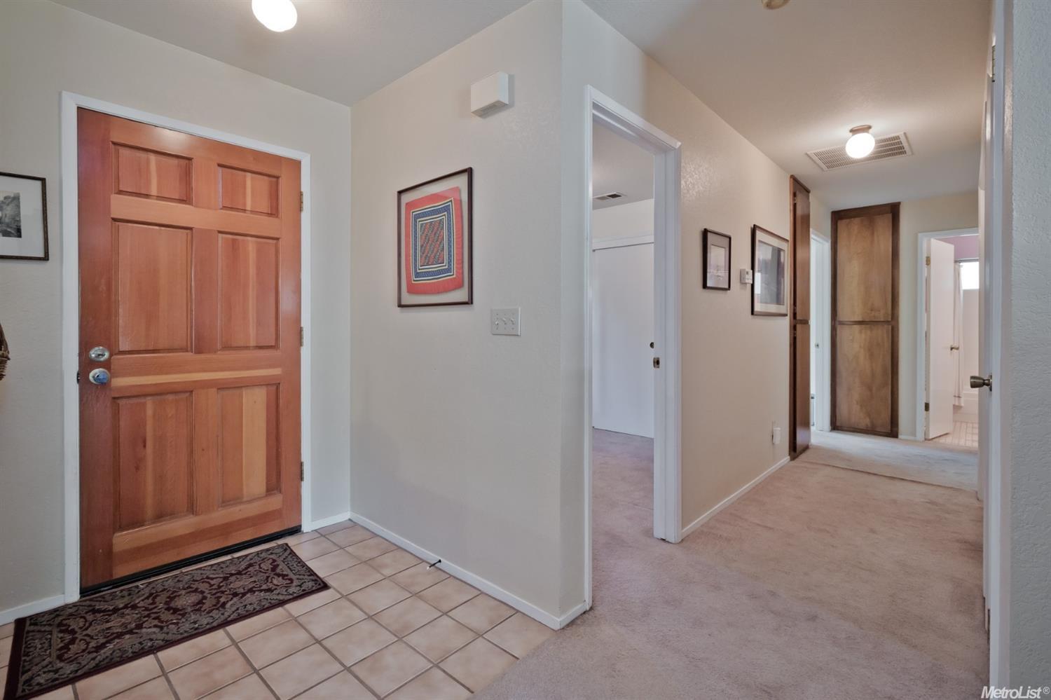 17805 E Varene Ct, Linden, CA 95236 photo 3
