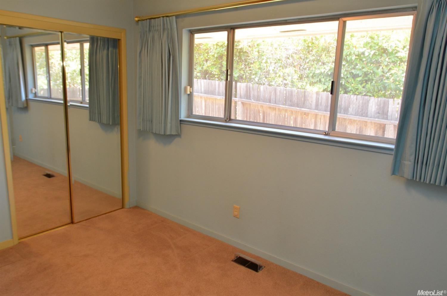 4368 Virgusell Cir, Carmichael, CA 95608 photo 13