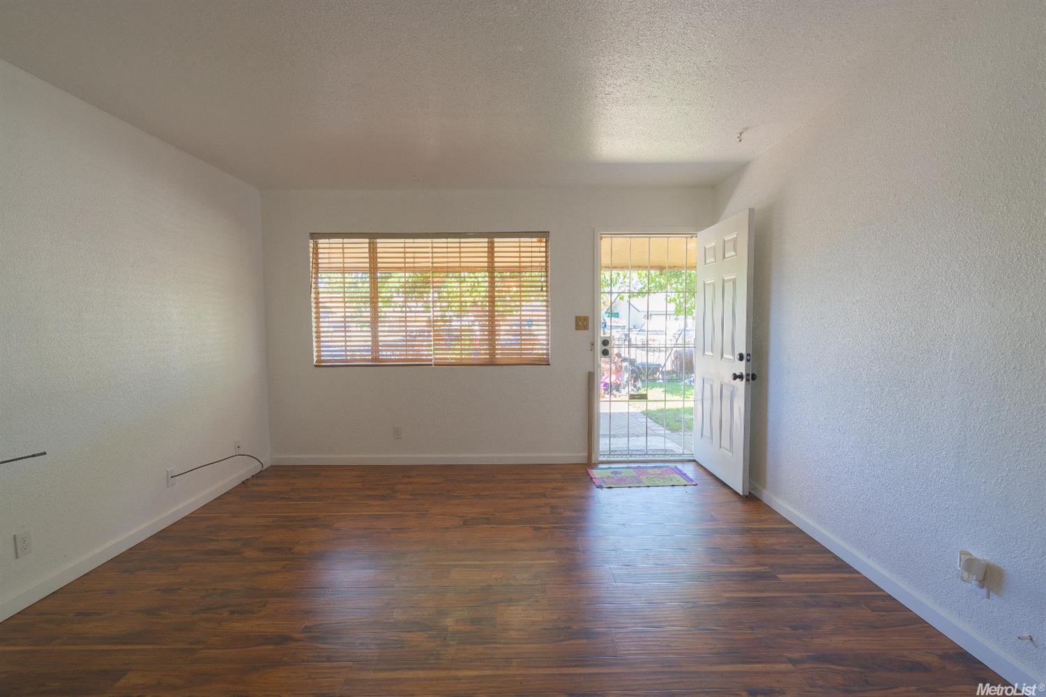 7817 Bellingrath Dr, Elverta, CA 95626 photo 2
