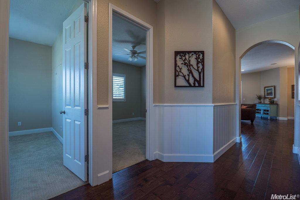 265 Travertine Dr, Ripon, CA 95366 photo 3