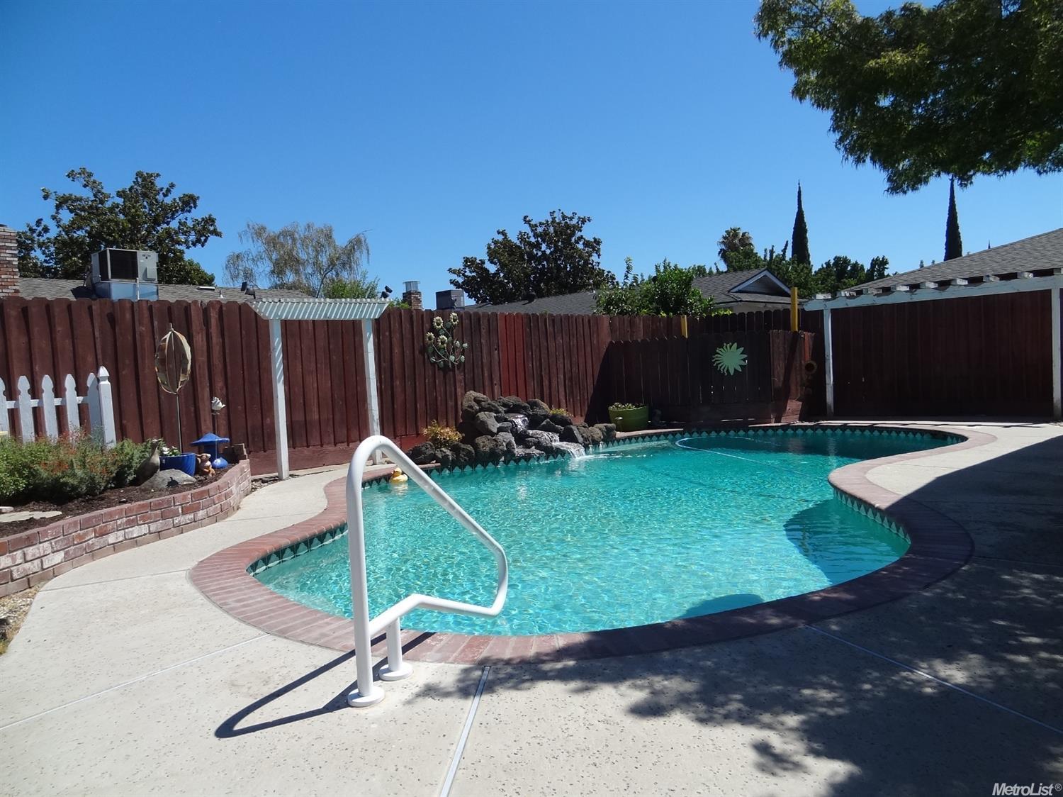 425 Georgetown Ave, Turlock, CA 95382 photo 22