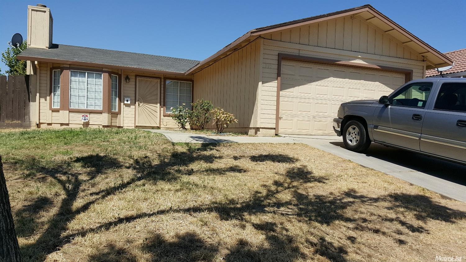 905 Hammond St, Modesto, CA 95351 photo 1