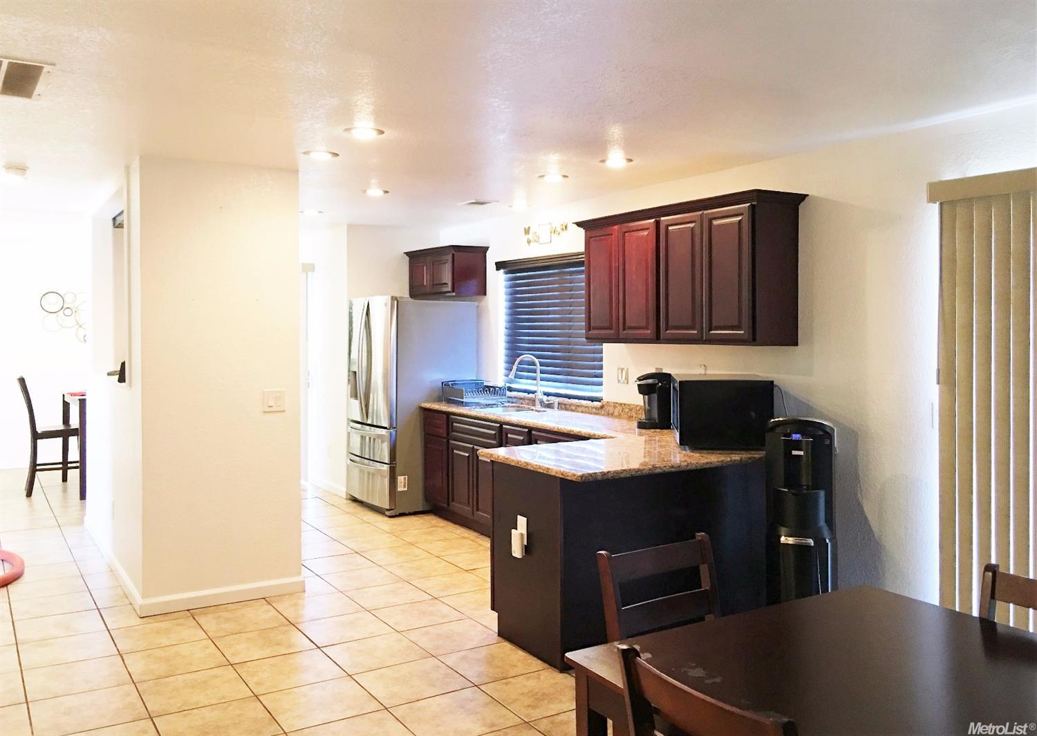 15445 Ruby, Lathrop, CA 95330 photo 2
