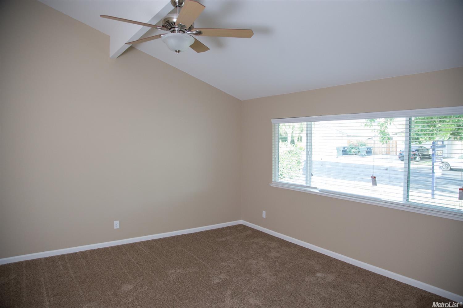 3305 E Orangeburg Ave, Modesto, CA 95355 photo 4