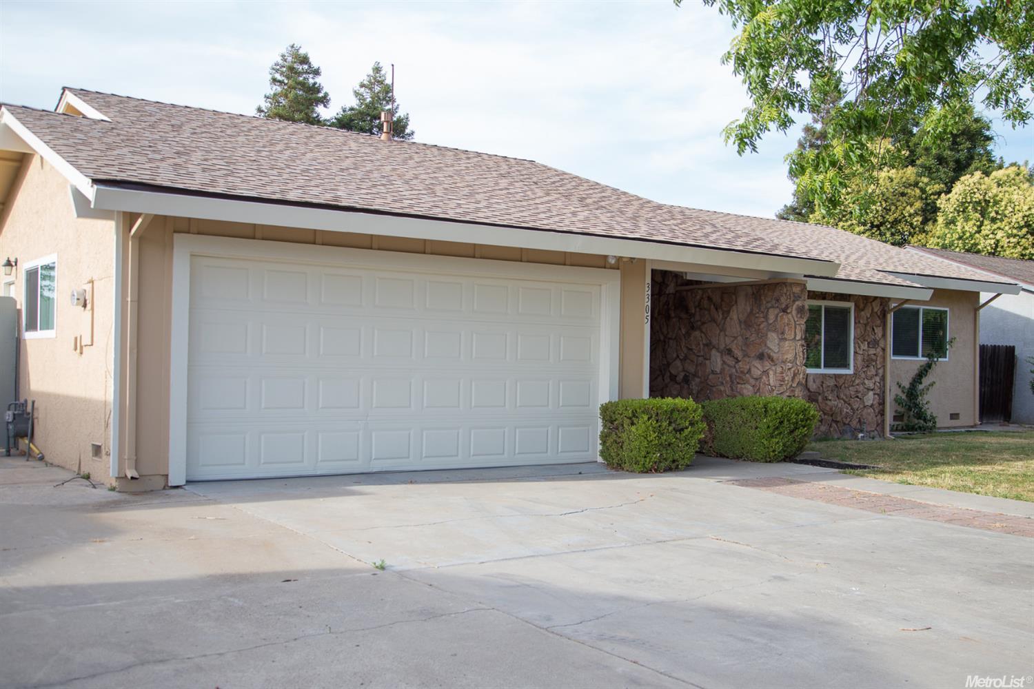 3305 E Orangeburg Ave, Modesto, CA 95355 photo 2