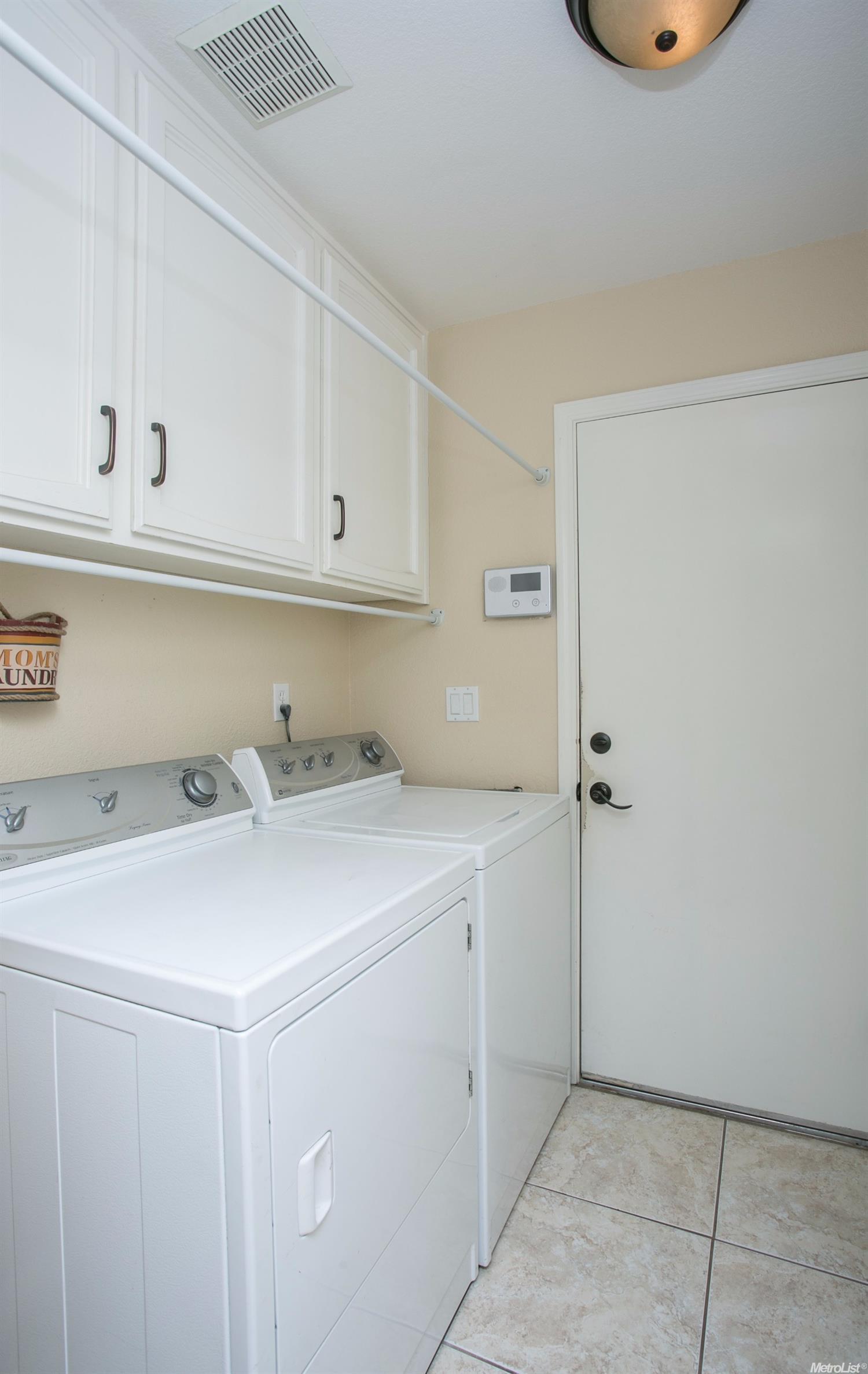 4108 Falling Leaf Ct, Antelope, CA 95843 photo 21
