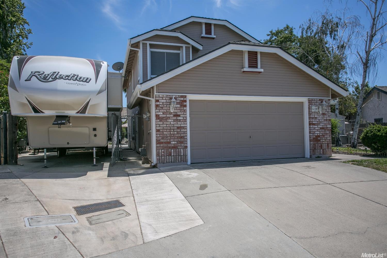 4108 Falling Leaf Ct, Antelope, CA 95843 photo 2