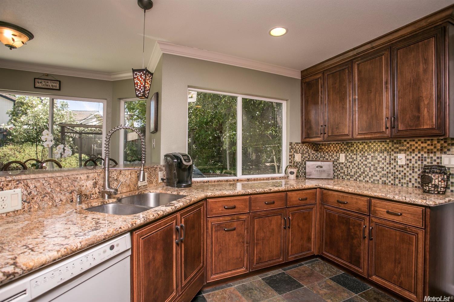 4108 Falling Leaf Ct, Antelope, CA 95843 photo 4