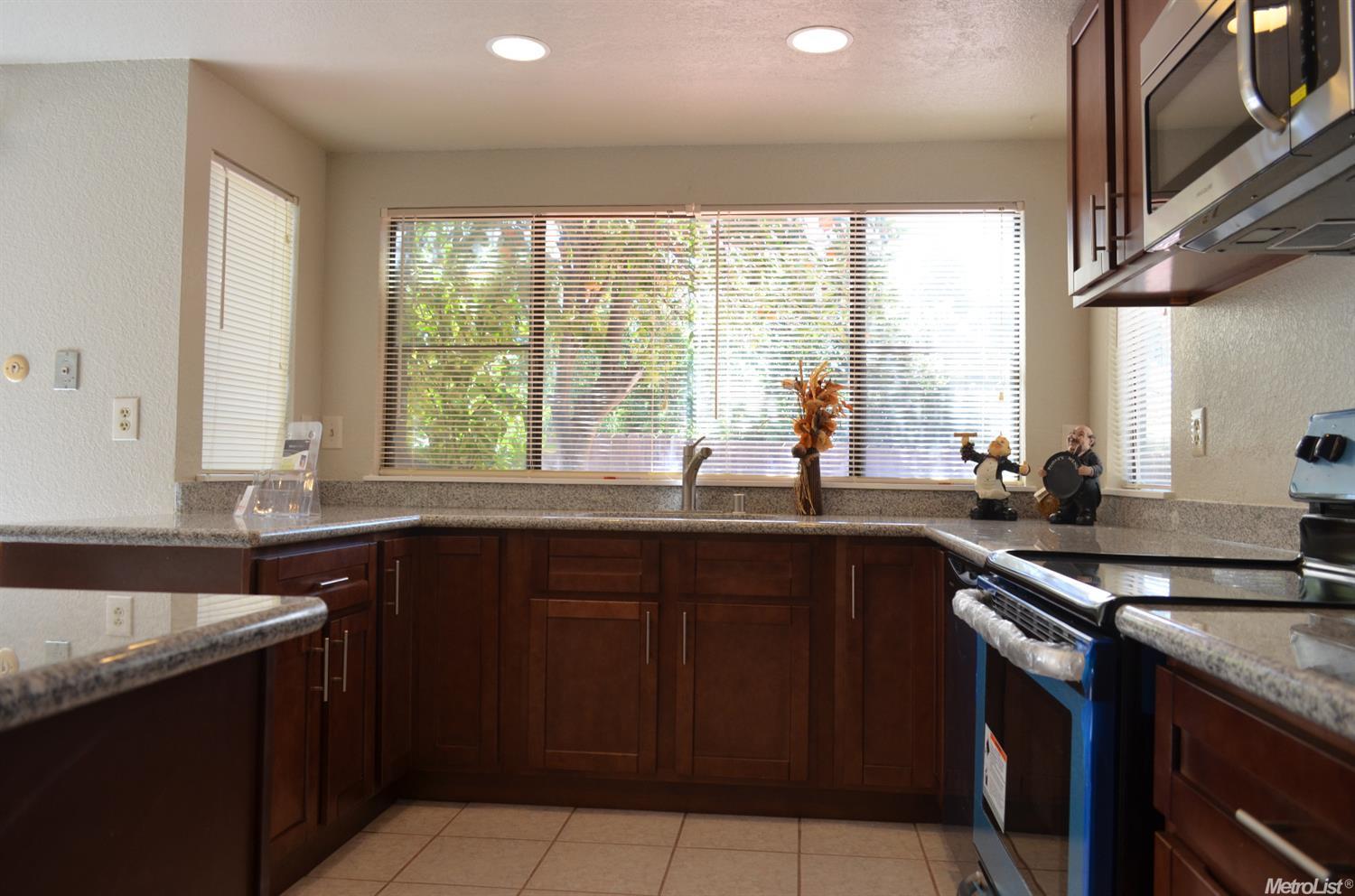 1901 Rodeo Cir, Modesto, CA 95356 photo 1