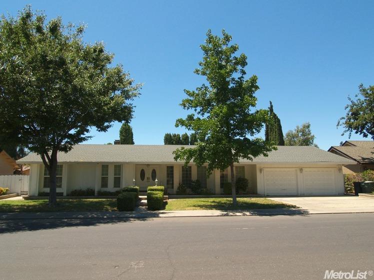 3301 Barbera Ln, Modesto, CA 95356 photo 1