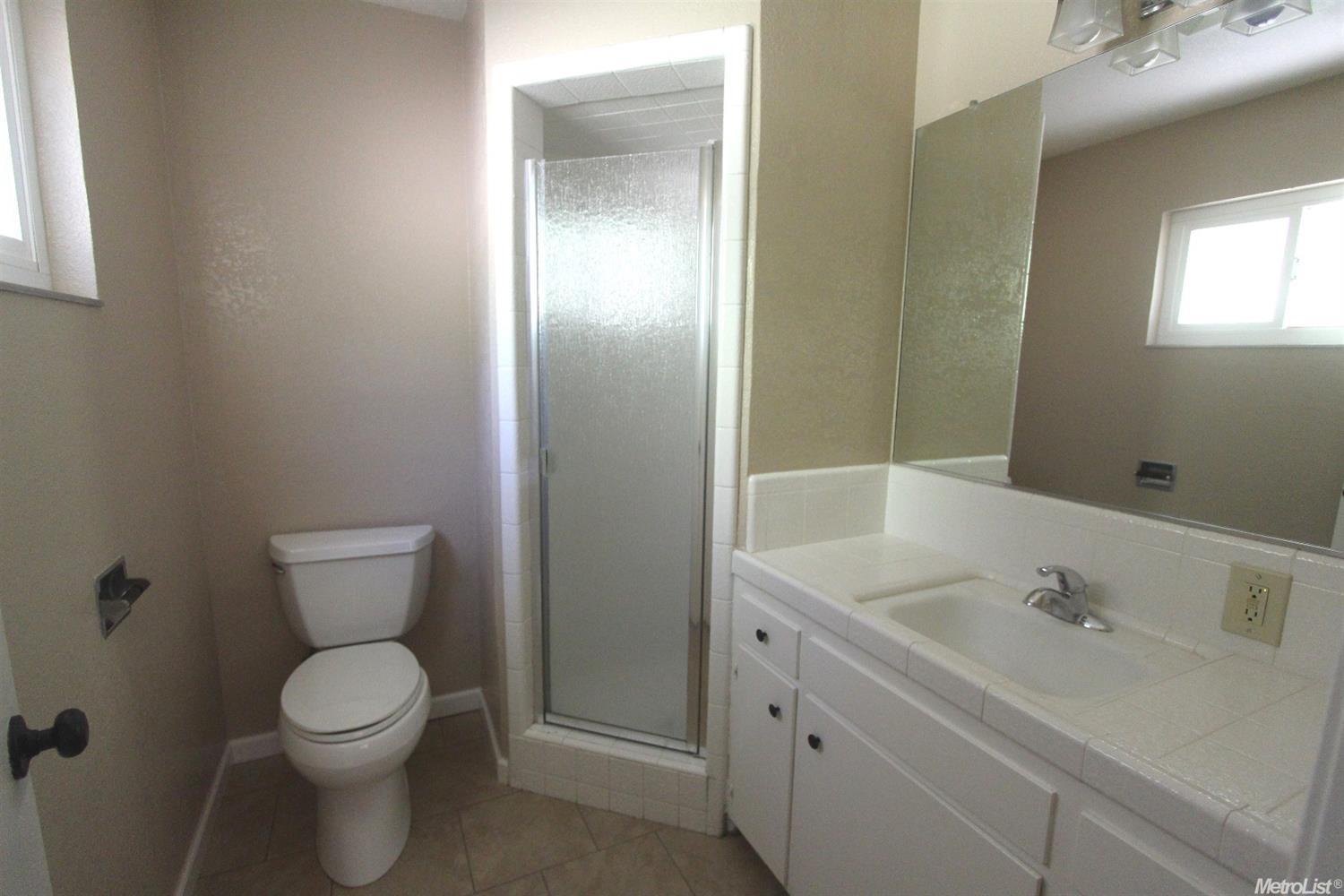 1217 Multnomah Dr, Modesto, CA 95350 photo 13